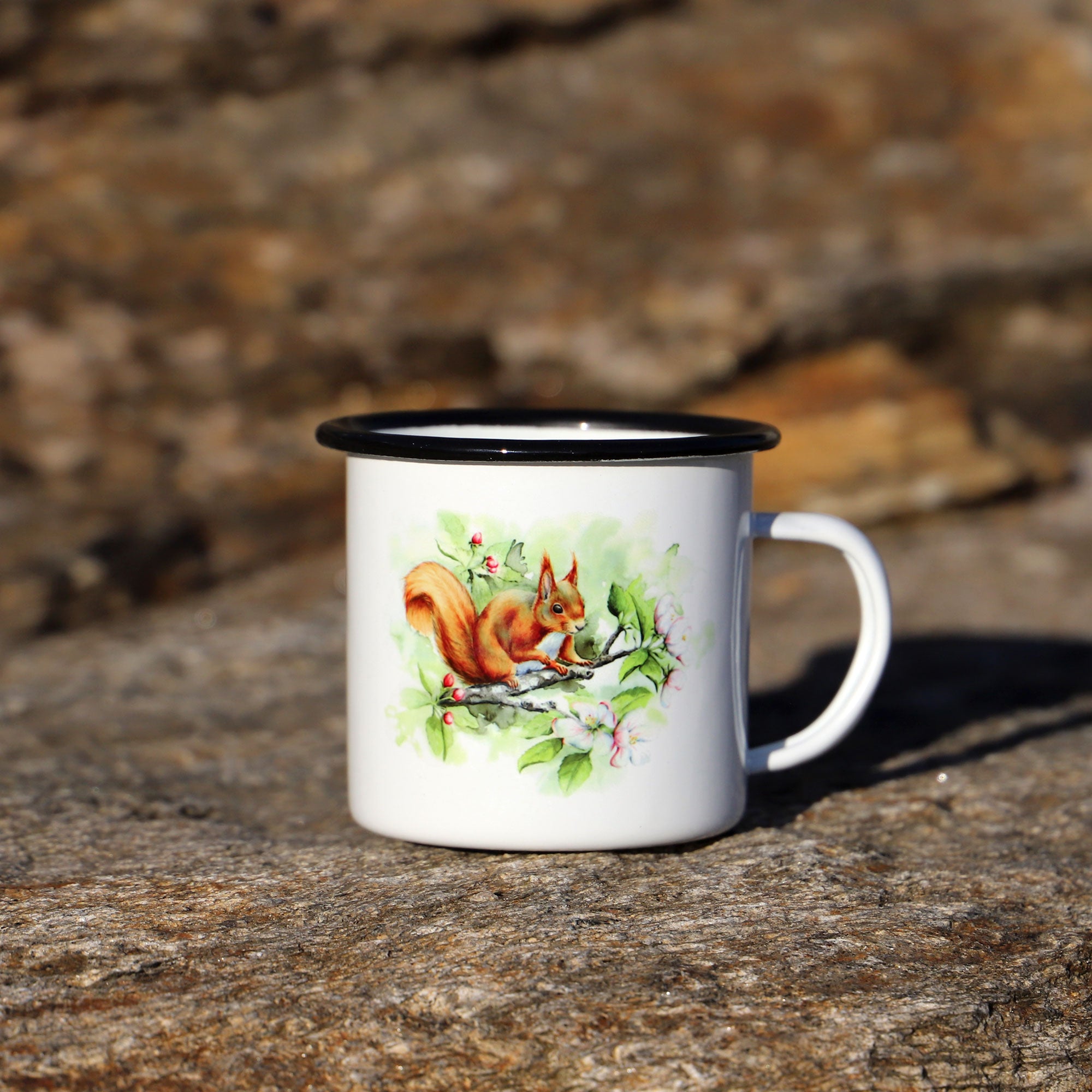 Enamel mug with Squirrel